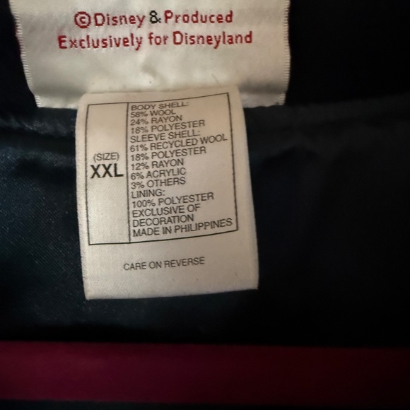 Disney Winnie the Pooh Varsity Jacket with hood XXL - Picture 5 of 5